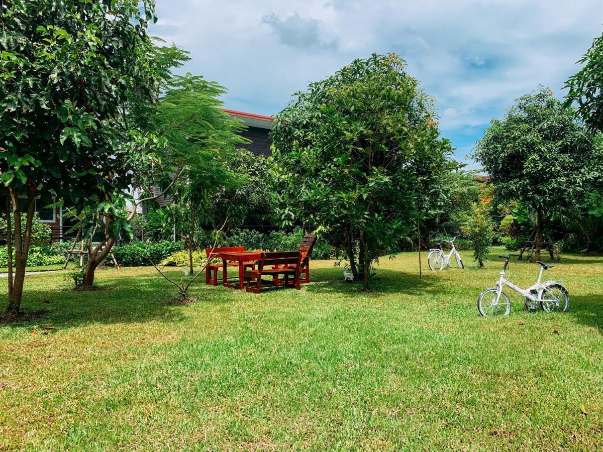 Baansuanklaiklungbangkrachao บ้านสวนใกล้กรุงบางกะเจ้า Phra Pradaeng Exterior foto